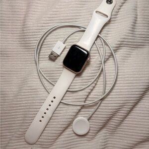 Apple watch series 5 with White Band